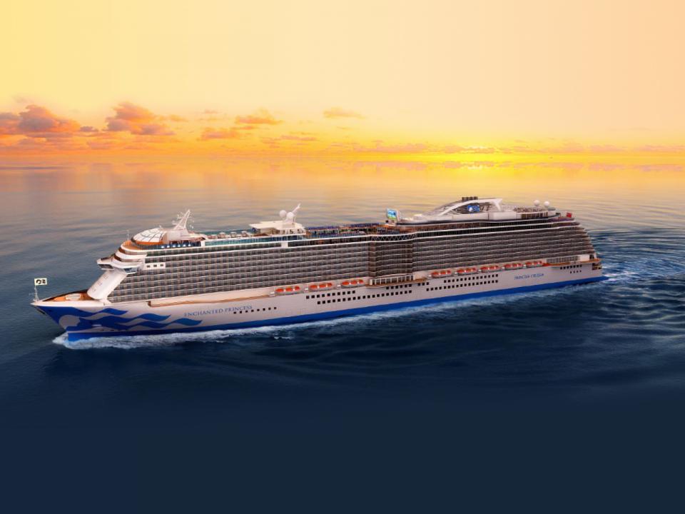 Night cruise for the Western Mediterranean route